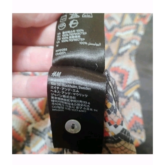 H&M Multicolor Geometric Sheer Blouse - Picture 4 of 7